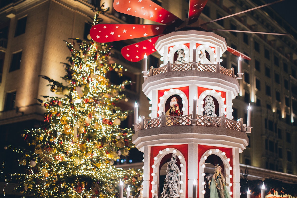 Top 5 Festive Cities in the US for Christmas