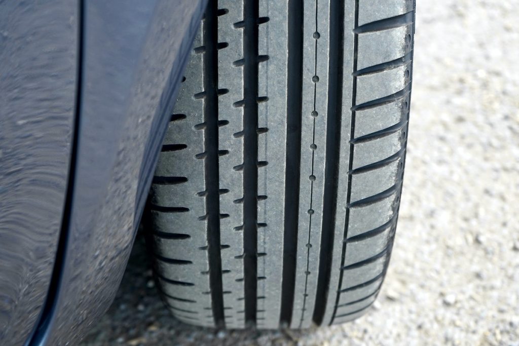4 Ways On How To Check Tire Tread Depth