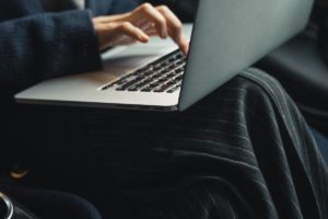 A Guide on Keyboard Ergonomics: Reduce Wrist Pain and Carpal Tunnel