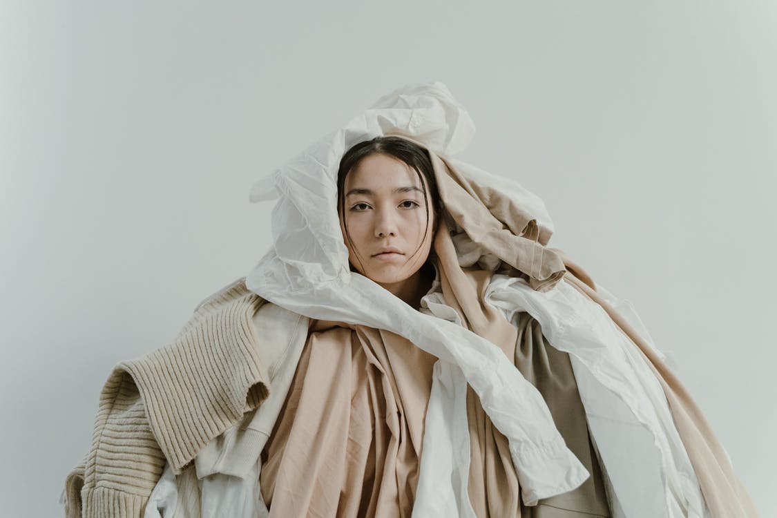 How To Declutter Your Wardrobe